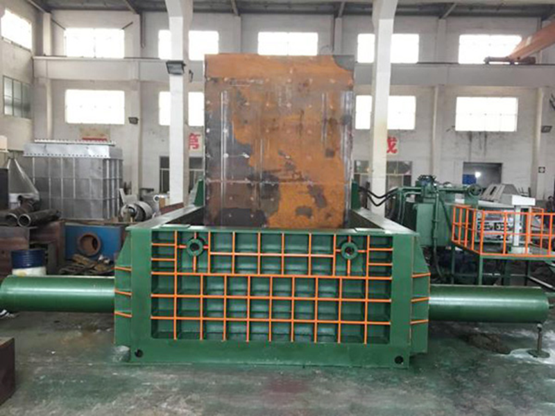 Y81S-02500 Baling Machine